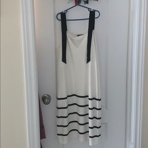 high end massimo dutti dress never worn before